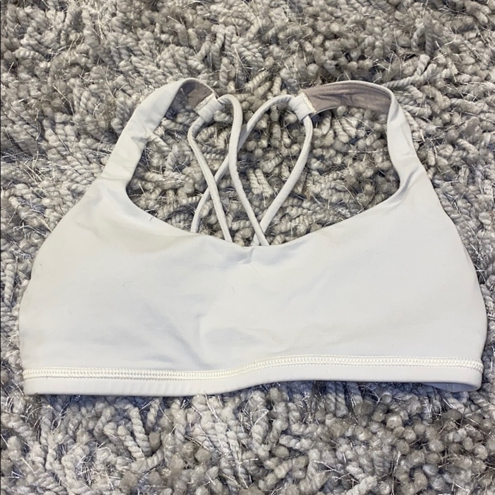 lululemon free to be bra